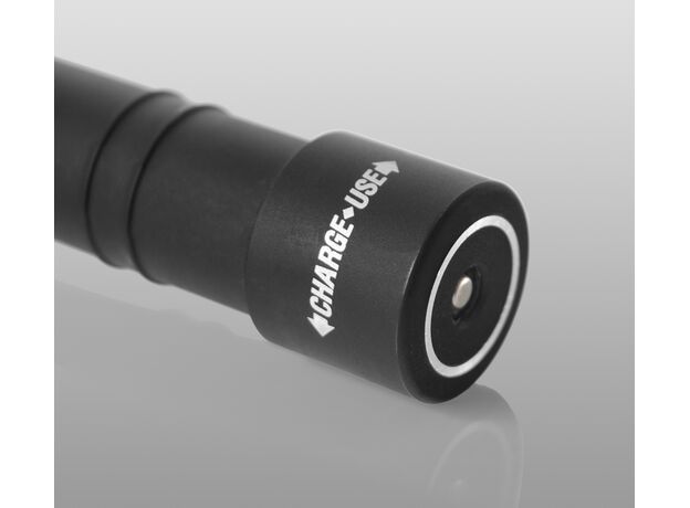 Мультифонарь Armytek Wizard Magnet USB (тёплый свет) купить за 0 руб. в интернет-магазине "Быстрый Стрелок" ☎ +7 (495) 245-0077 ☎ +7 (965) 245-0077 ✈ Быстрая доставка по Москве и России. Фото №6