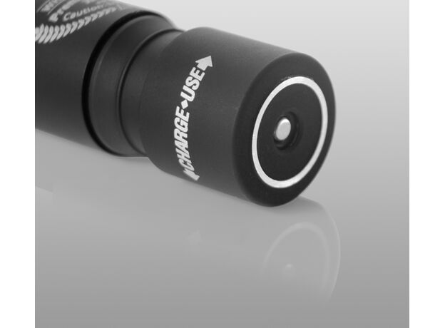 Фонарь на каждый день Armytek Prime C1 Magnet USB купить за 6000 руб. в интернет-магазине "Быстрый Стрелок" ☎ +7 (495) 245-0077 ☎ +7 (965) 245-0077 ✈ Быстрая доставка по Москве и России. Фото №7